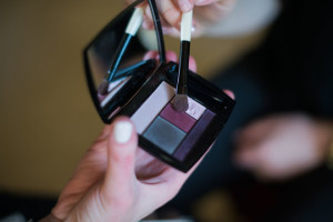dramatic-eye-makeup-tutorial-neiman-marcus