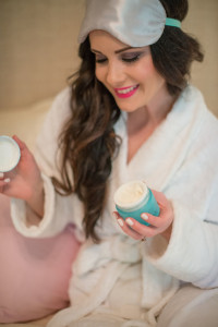 tula-review-promo-code-the-double-take-girls-november-2016