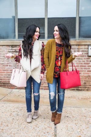 loft-thanksgiving-outfit-ideas-floral-faux-fur-vest-tory-burch-totes