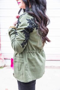 evereve-new-arrivals-leopard-cardigan-sanctuary-lace-cargo-jacket-tory-burch-fleming-pink