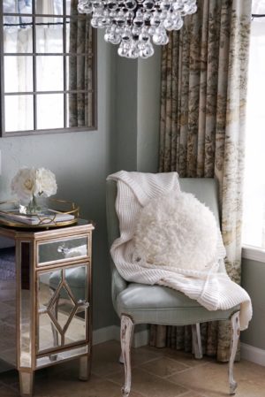 decor-ideas-spring-english-country-neutrals-the-double-take-girls-style-blog