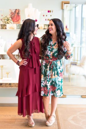 kendra-scott-fall-2018-collection-classen-curve-okc-the-double-take-girls