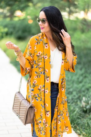 fall-style-at-nordstrom-kimonos-denim-booties-kendra-scott