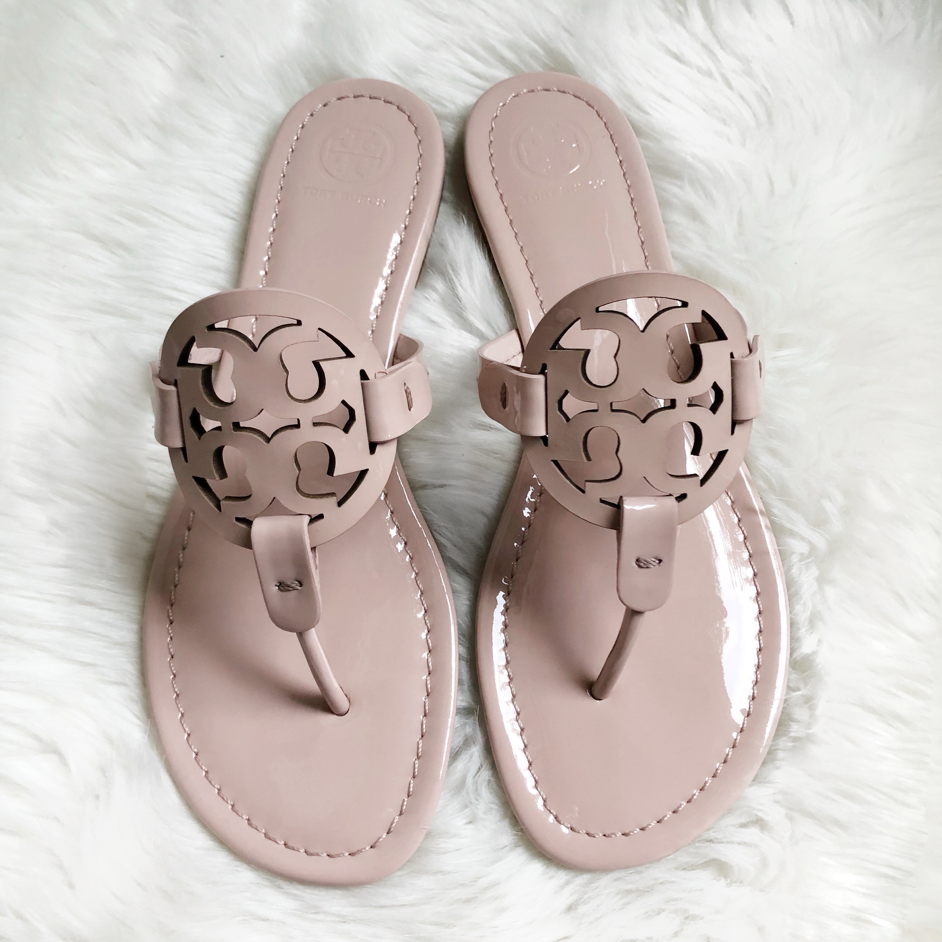 tory burch sandals wide feet