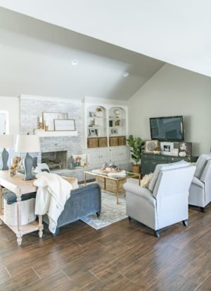fall-home-decor-ideas-velvet-pumpkins-nuetral-colors