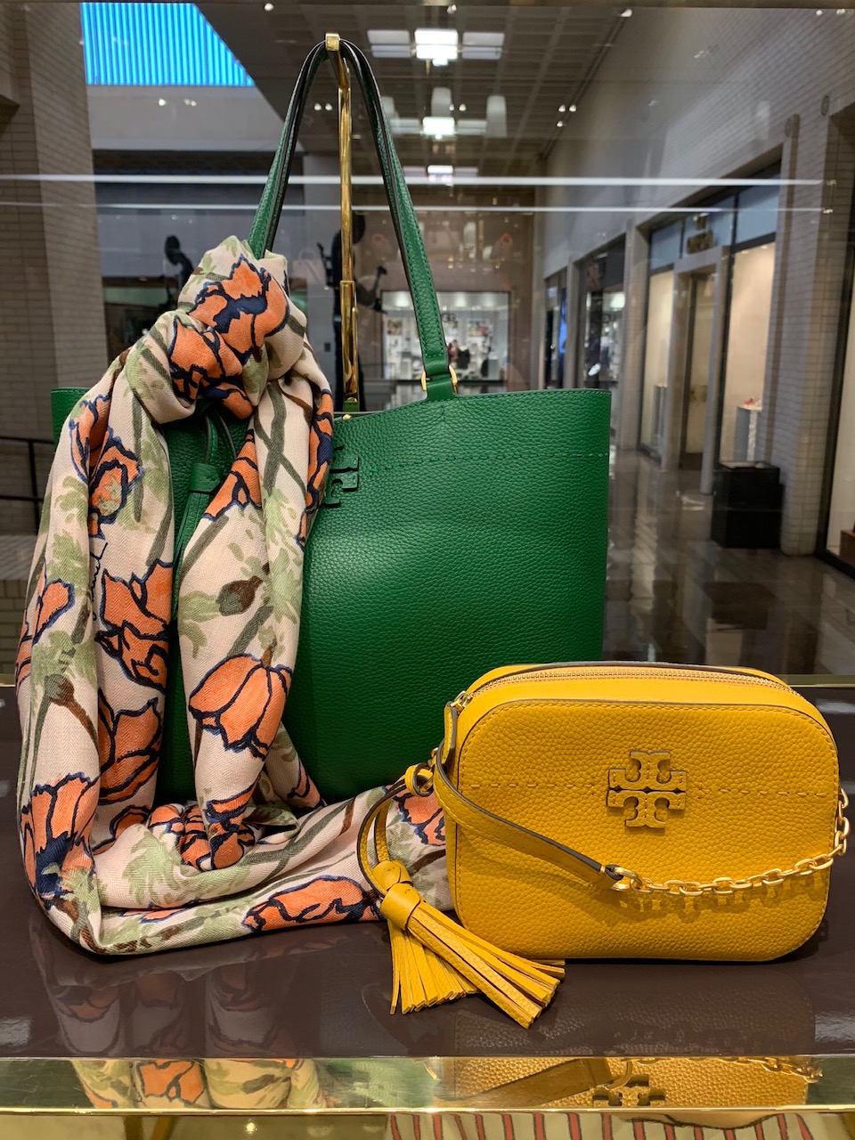 Tory Burch handbags and purses: Save up to 30% at the spring event