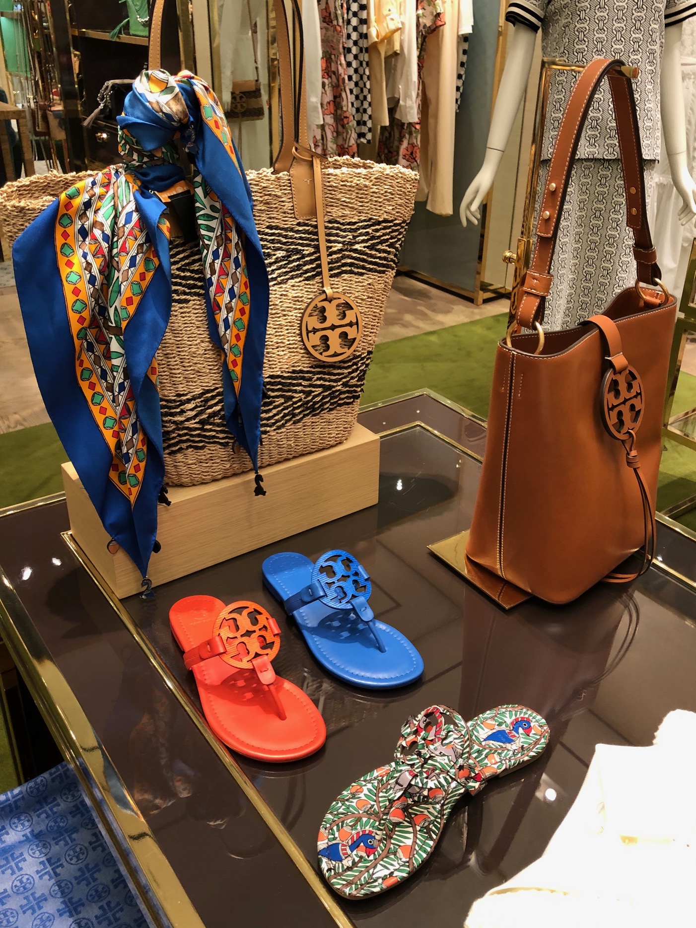 Tory Burch handbags and purses: Save up to 30% at the spring event