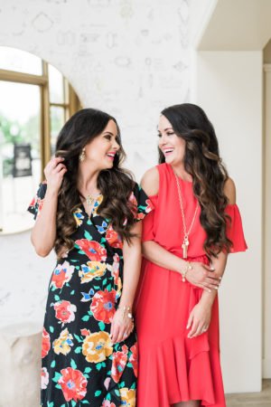 kendra-scott-mothers-day-gifts-plus-give-back-charms