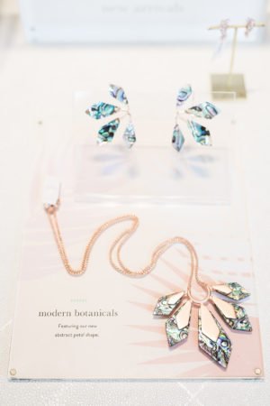 kendra-scott-mother's-day-gifts-2019