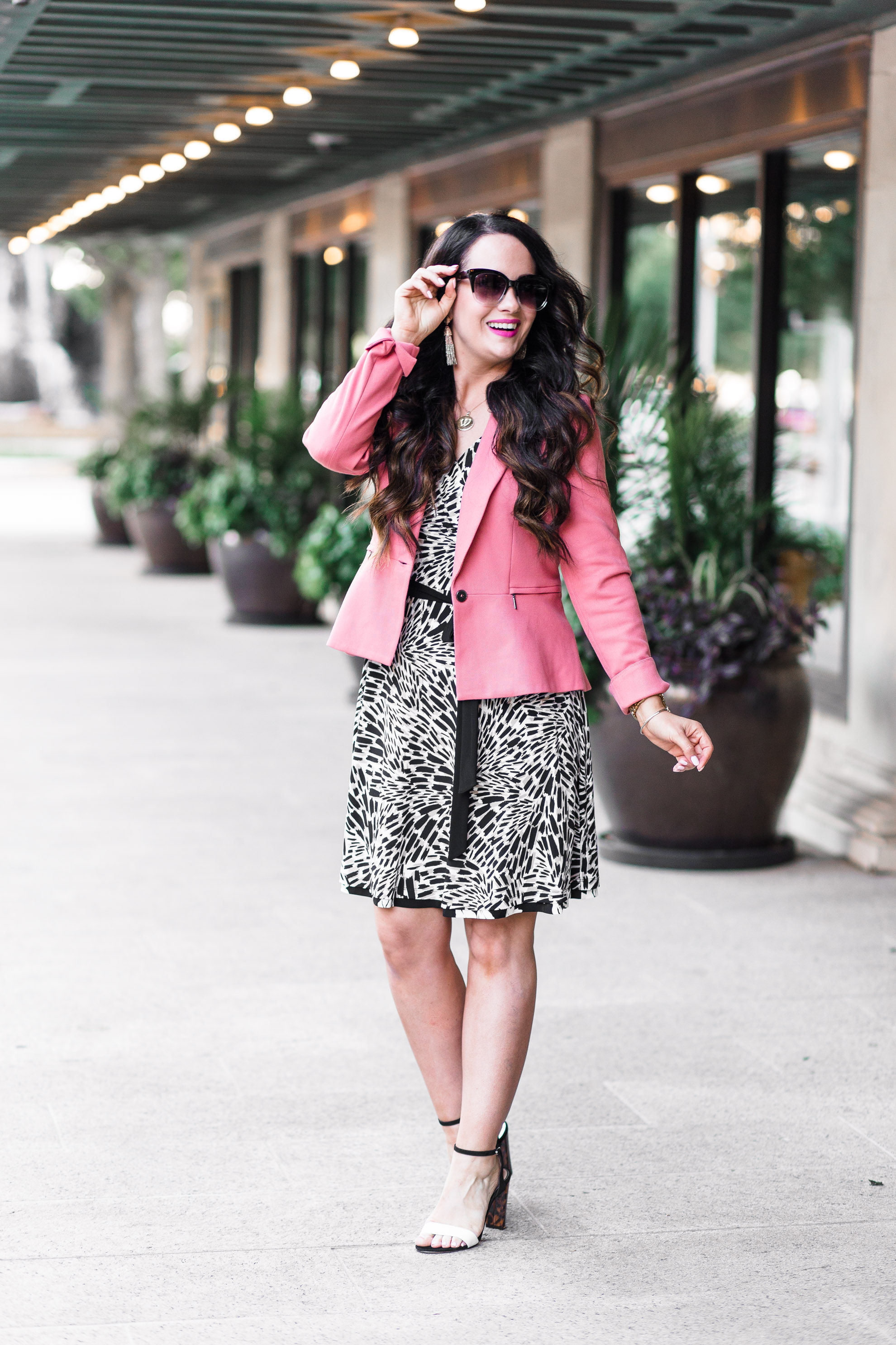 summer-must-have-work-to-weekend-reversible-dress-white-house-black-market