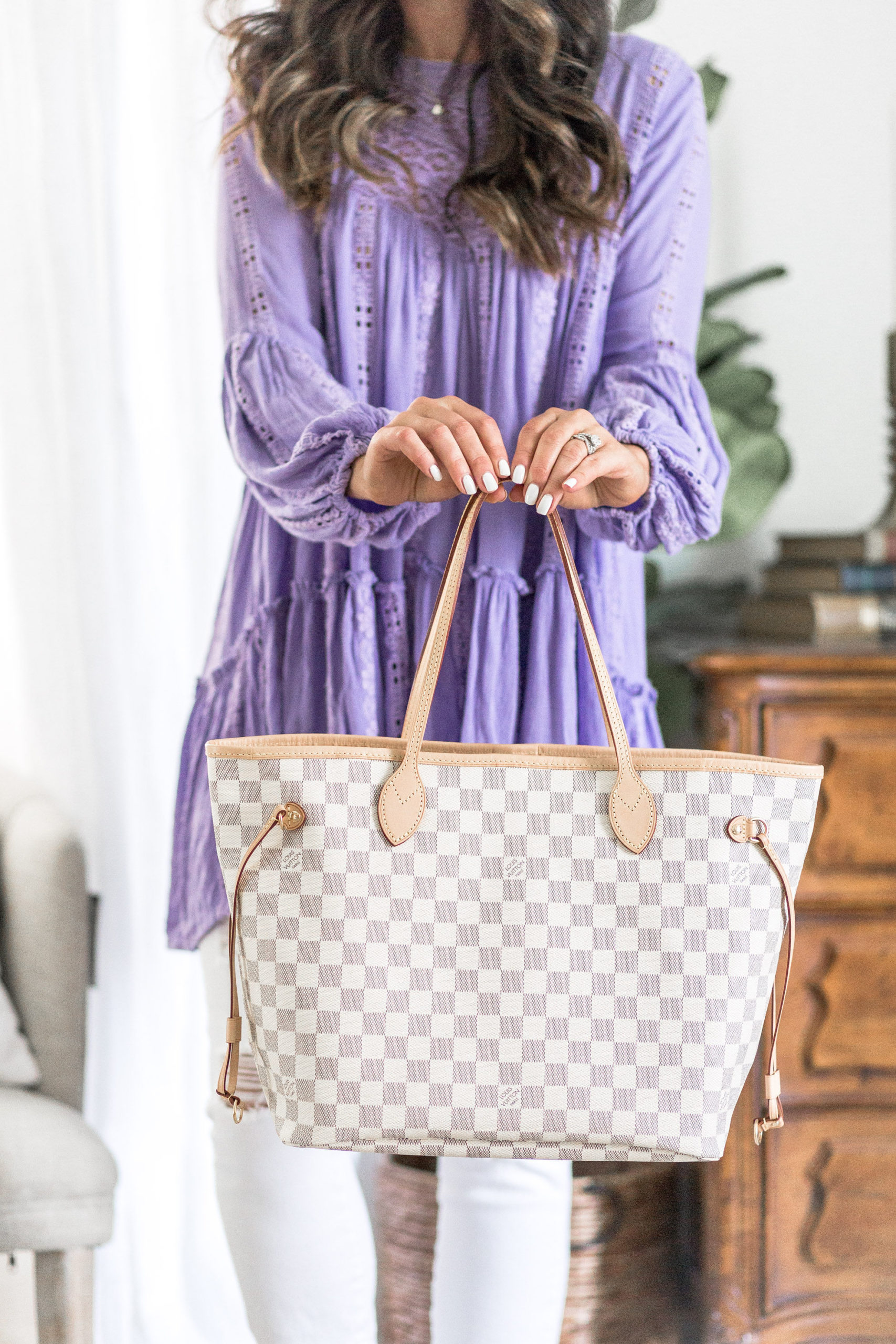 OOTD feat. the Louis Vuitton Neverfull PM Monogram Purse Bag + Mini Review