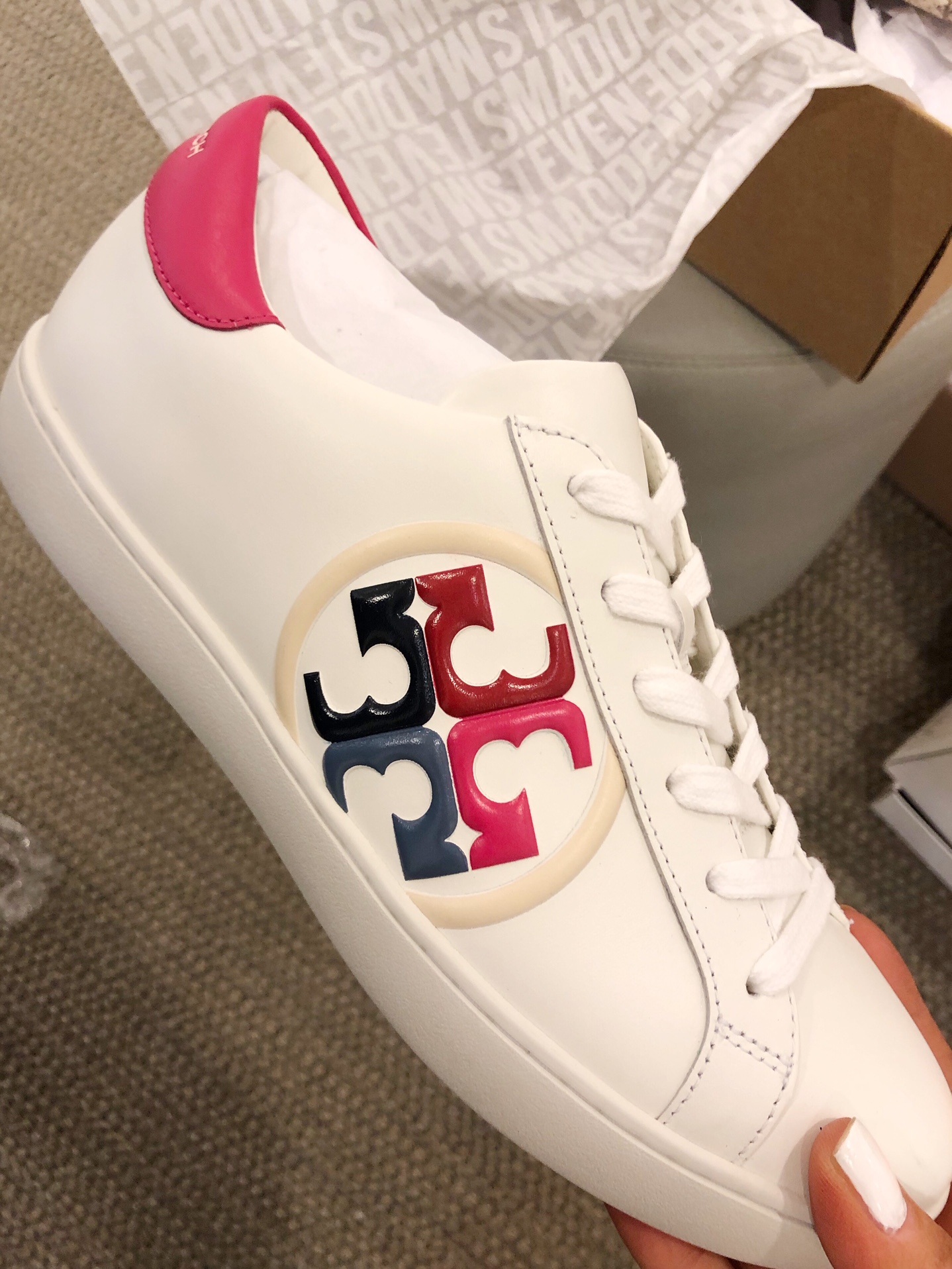 tory burch tennis shoes