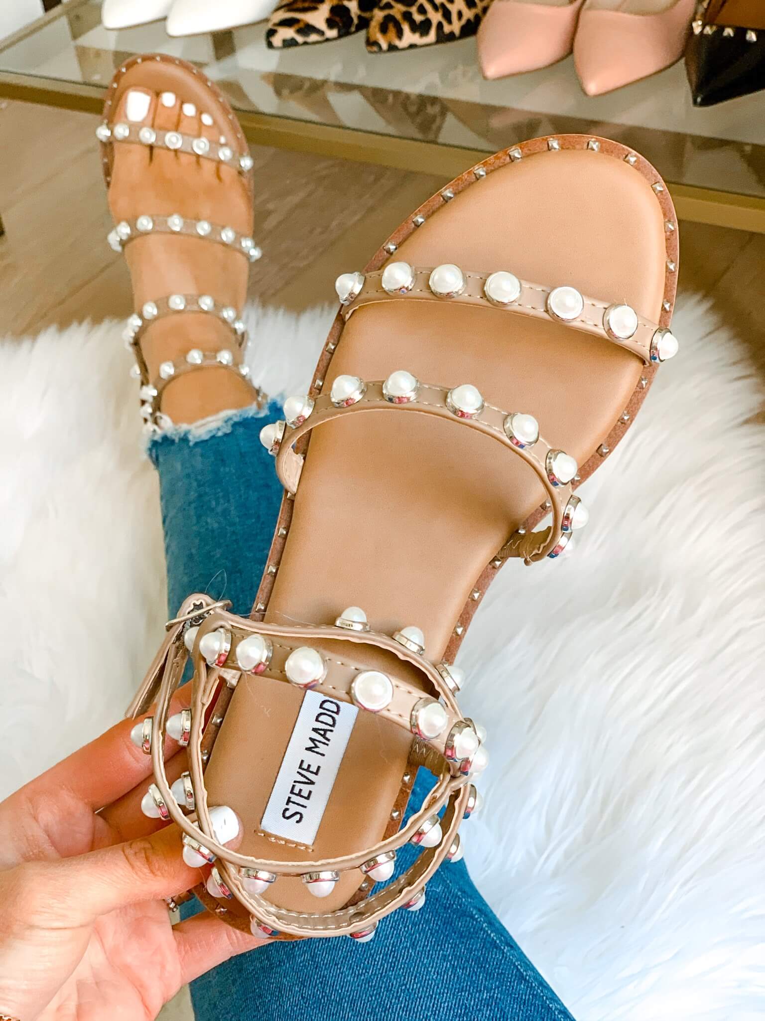 Pearl stud hot sale gladiator sandals