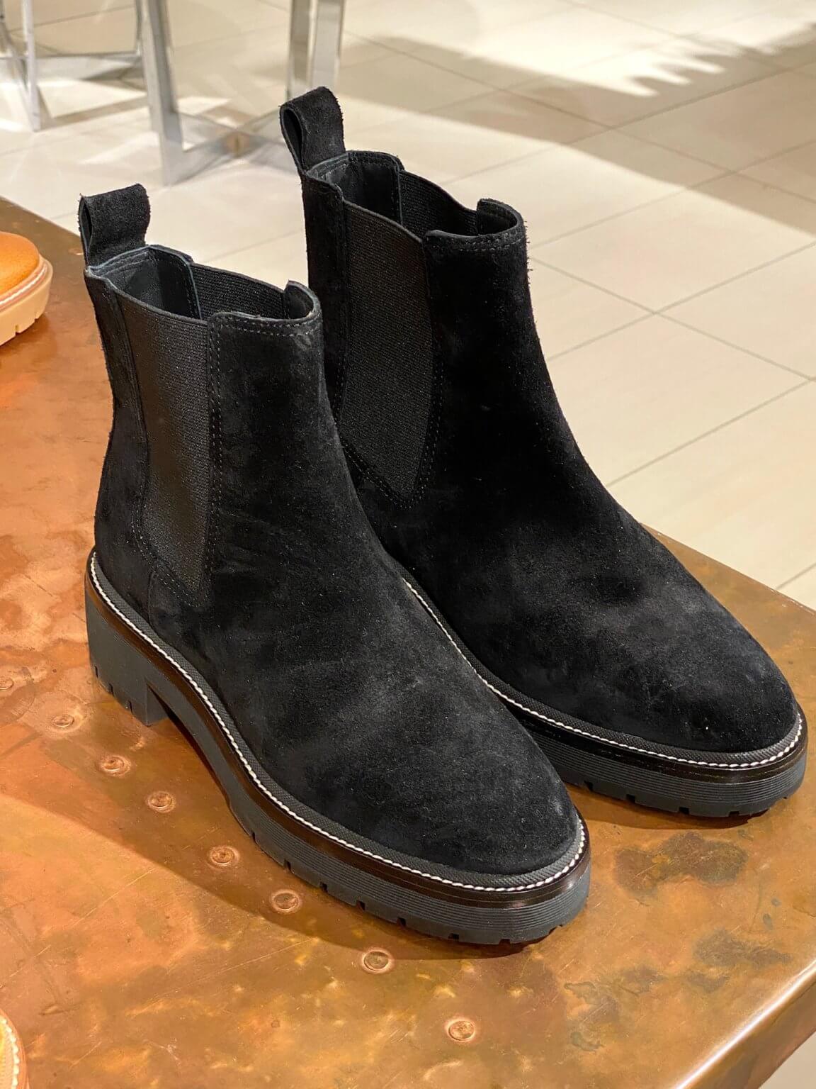 tory burch chelsea lug boots