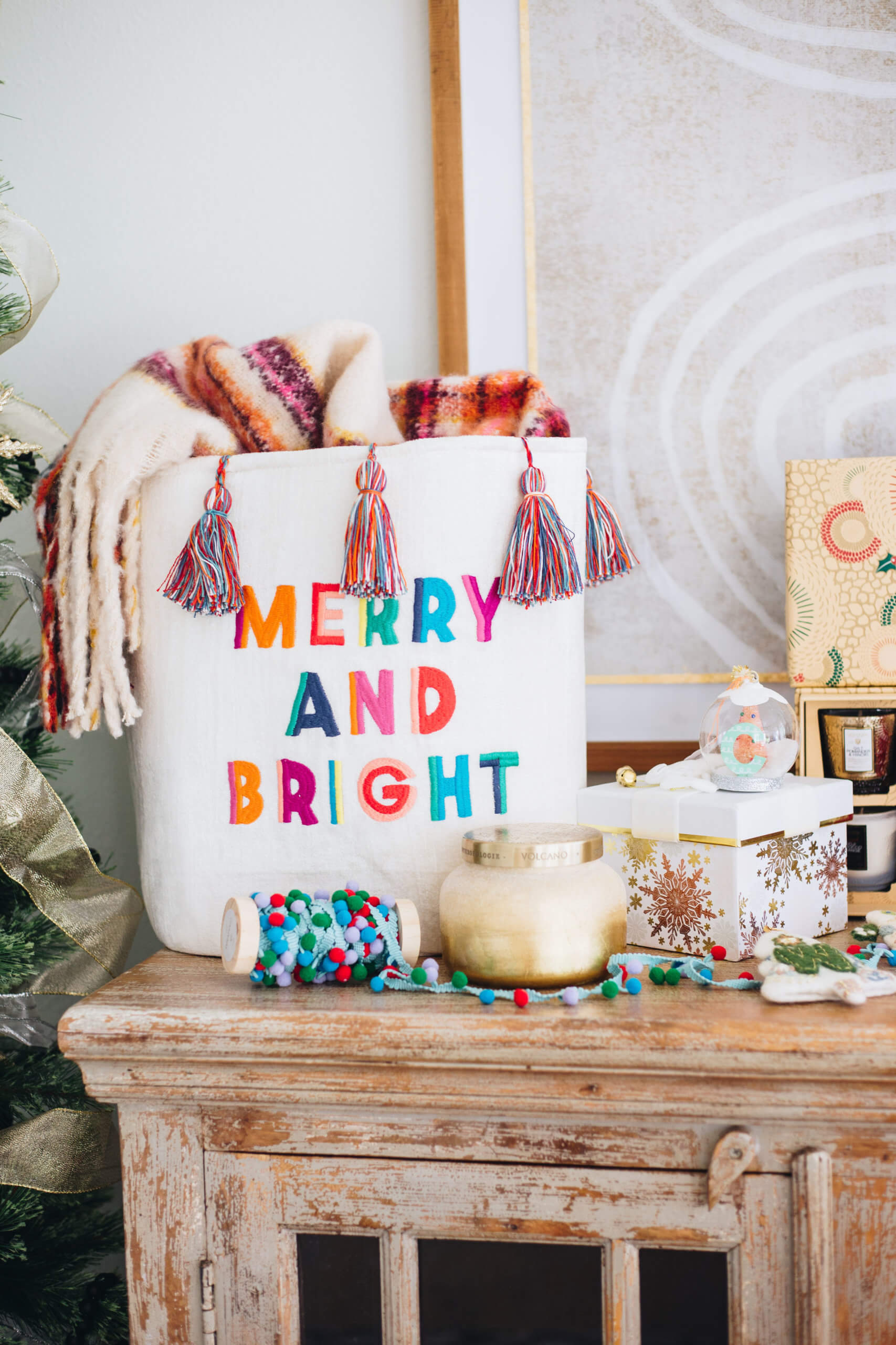 Anthropologie gifts shop