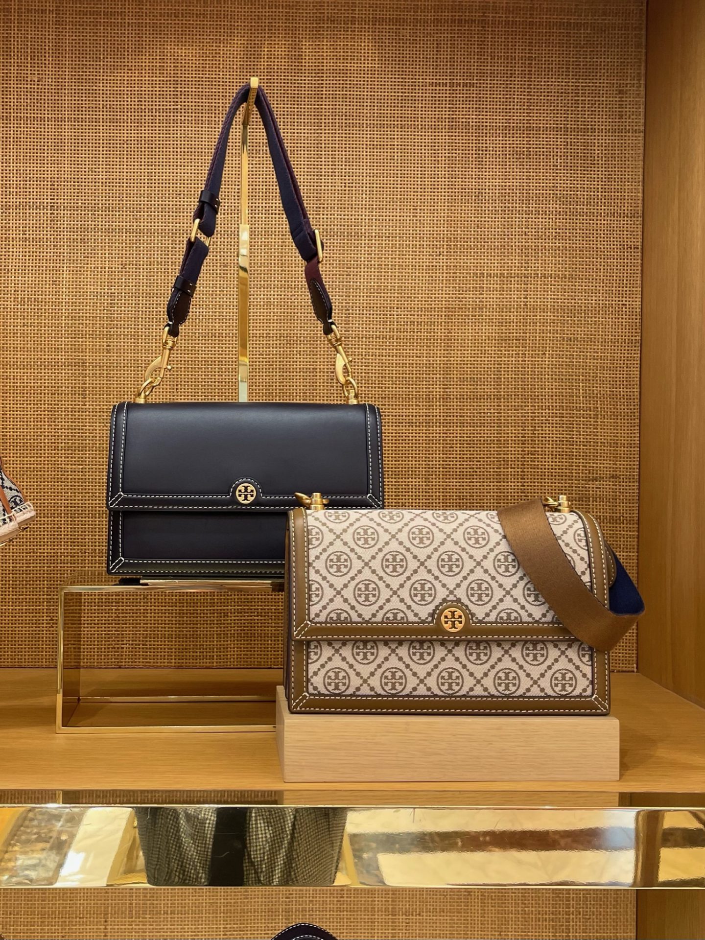 TORY BURCH SPRING SALE EVENT - LIFE WITH JAZZ