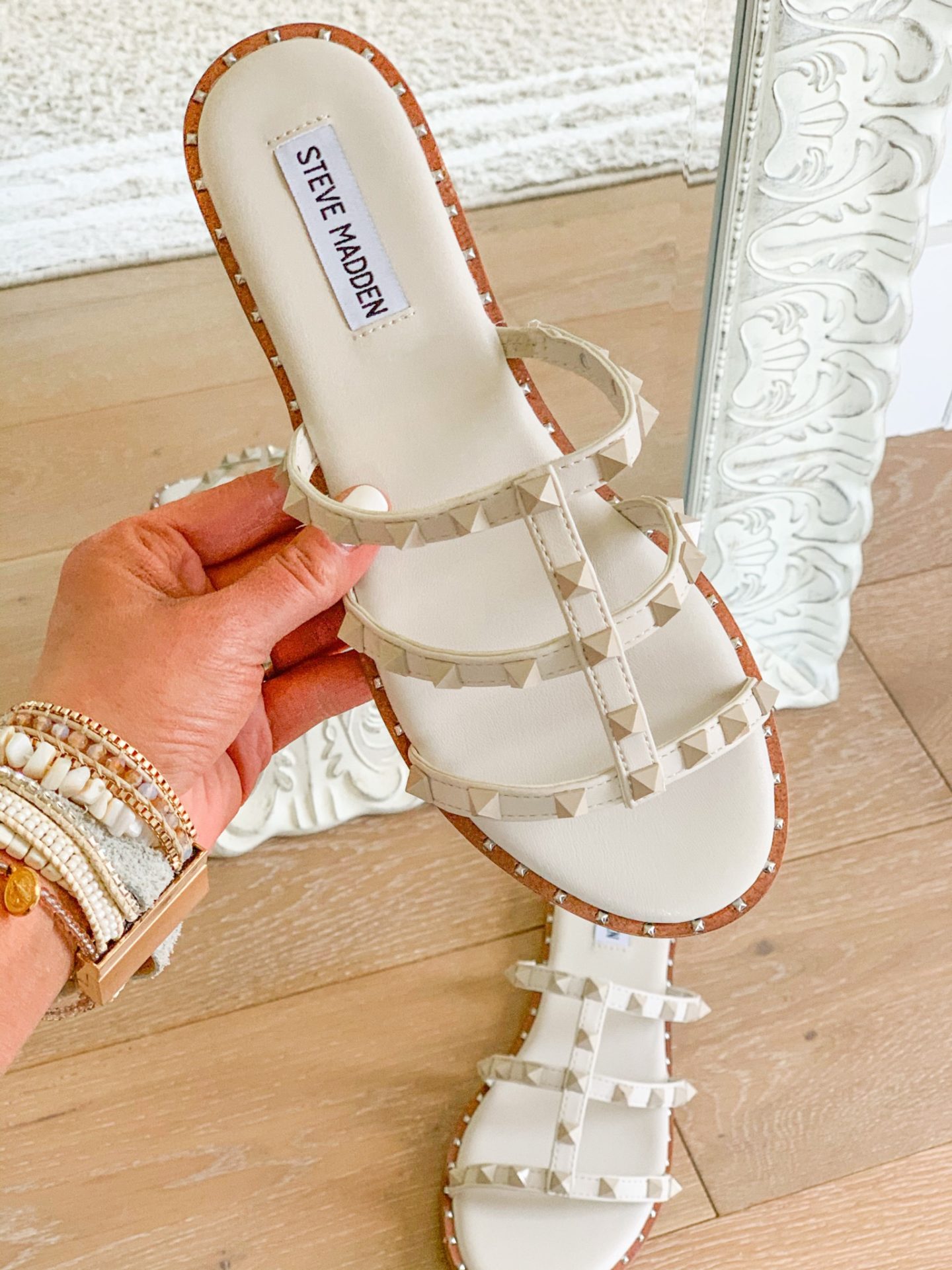 Hoku best sale steve madden