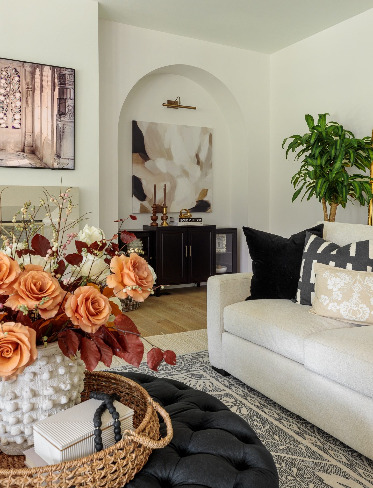 Lindsay's Chic Black & White Living Room Reveal - The Double Take Girls